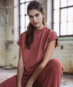 WMN Classic Tight Round Neck